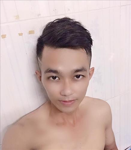 hẹn hò - Hiếu Trần-Nam -Tuổi:32 - Độc thân-TP Hồ Chí Minh-Tìm bạn tâm sự