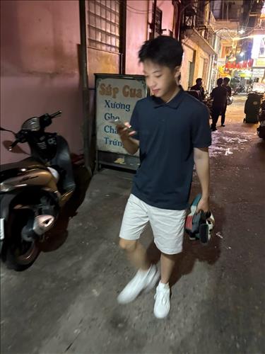 hẹn hò - đố biết tên gì-Nam -Tuổi:21 - Độc thân-Hà Nội-Người yêu ngắn hạn