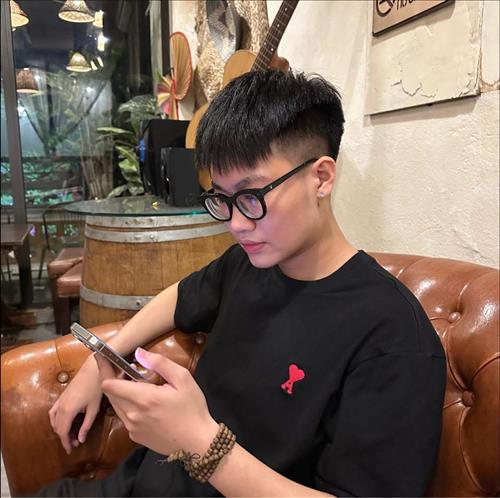 hẹn hò - Tô Tuấn-Male -Age:18 - Single--Lover - Best dating website, dating with vietnamese person, finding girlfriend, boyfriend.