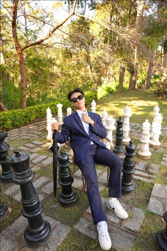 hẹn hò - Hoàng Trần-Nam -Tuổi:22 - Độc thân--Người yêu ngắn hạn