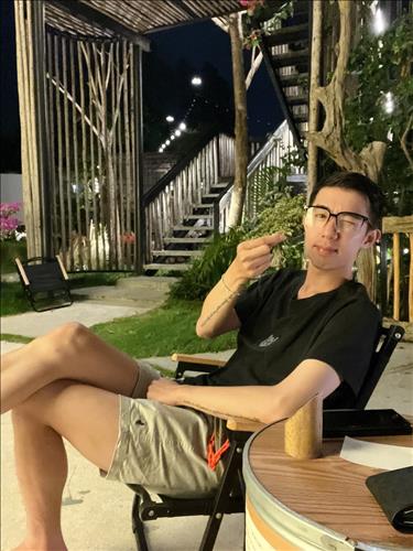 hẹn hò - Johnathan PN -Gay -Tuổi:30 - Độc thân-TP Hồ Chí Minh-Tìm bạn tâm sự