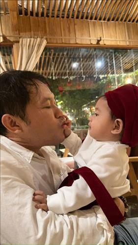 Hoang luan