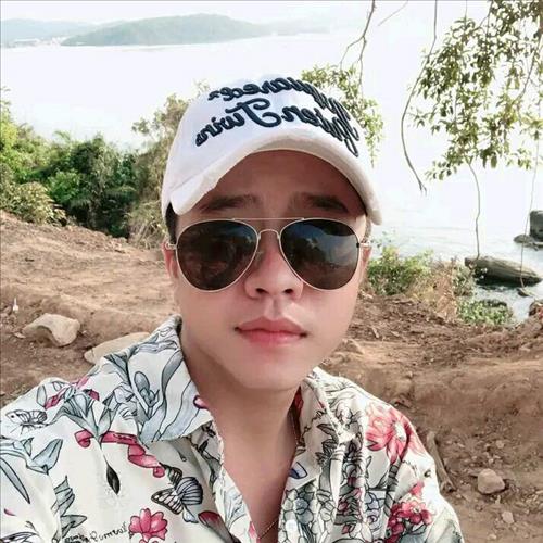 hẹn hò - Văn Lê-Male -Age:18 - Single--Lover - Best dating website, dating with vietnamese person, finding girlfriend, boyfriend.