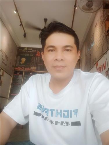 Tuấn Trần 