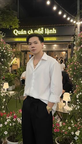 hẹn hò - Hoài Nam Trần-Nam -Tuổi:18 - Độc thân-Đồng Nai-Người yêu lâu dài