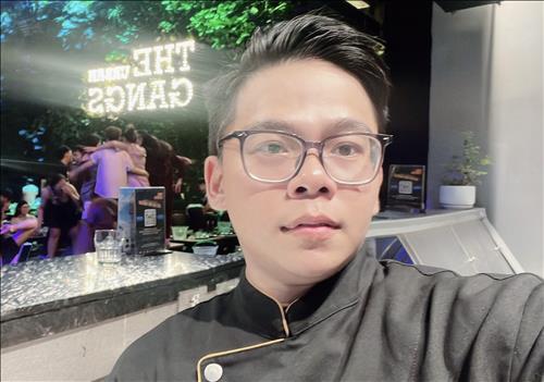 Bình Hoàng