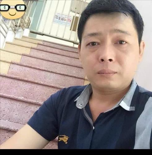 Ba Le hoang