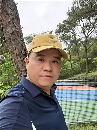 Adam Nguyễn