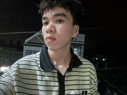hẹn hò - Văn Hùng Nguyễn-Male -Age:18 - Single-TP Hồ Chí Minh-Short Term - Best dating website, dating with vietnamese person, finding girlfriend, boyfriend.
