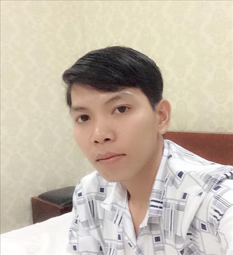 hẹn hò - Trọng Nguyễn-Nam -Tuổi:18 - Độc thân--Người yêu lâu dài