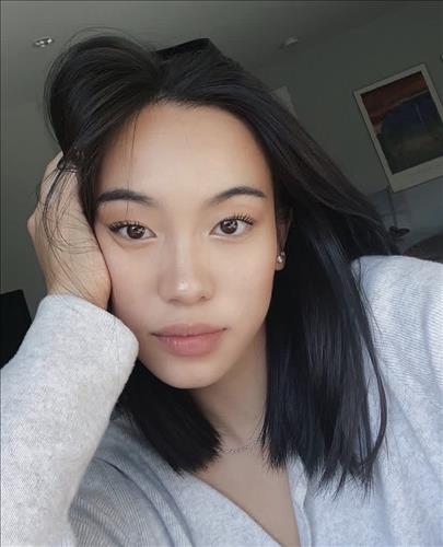 Mary HOANG