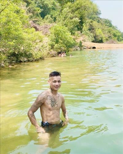 hẹn hò - Khanh Tran-Male -Age:27 - Single-TP Hồ Chí Minh-Confidential Friend - Best dating website, dating with vietnamese person, finding girlfriend, boyfriend.