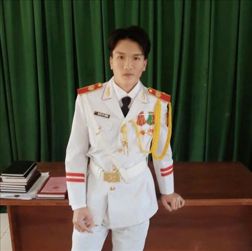 Nguyễn Tuấn Khải