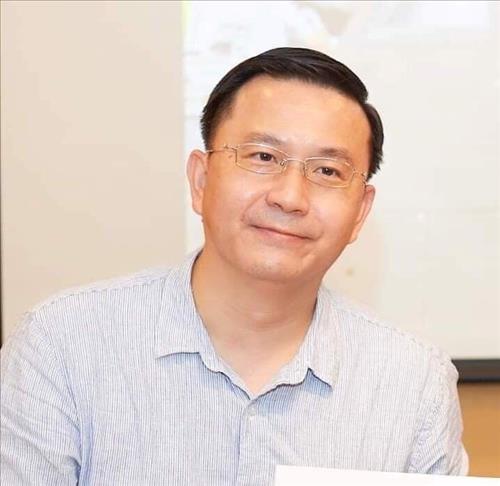 Hàn Cảnh Hoàng.
