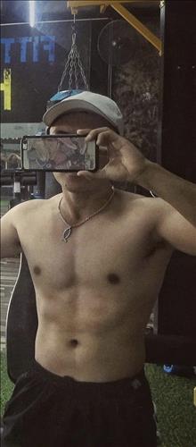Ren Nguyễn