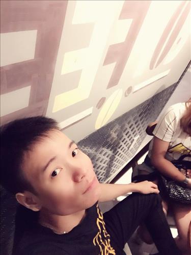 hẹn hò - Eric Trần-Gay -Age:22 - Single-TP Hồ Chí Minh-Lover - Best dating website, dating with vietnamese person, finding girlfriend, boyfriend.