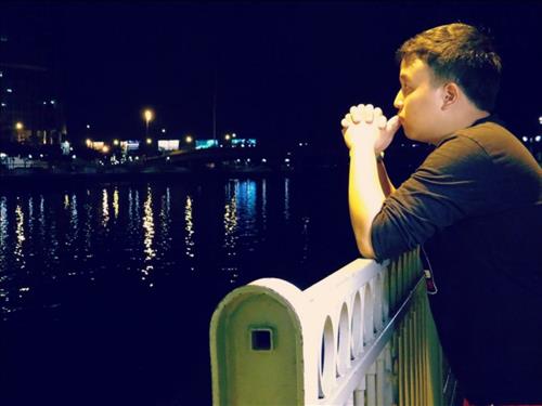 hẹn hò - Mắt Biếc-Gay -Tuổi:28 - Độc thân-TP Hồ Chí Minh-Người yêu lâu dài