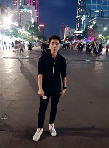 hẹn hò - Hiếu Minh Lê -Gay -Age:18 - Single-TP Hồ Chí Minh-Lover - Best dating website, dating with vietnamese person, finding girlfriend, boyfriend.