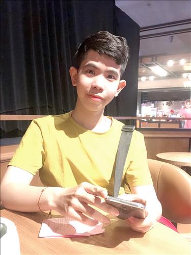 hẹn hò - hau trung-Gay -Age:21 - Single-TP Hồ Chí Minh-Lover - Best dating website, dating with vietnamese person, finding girlfriend, boyfriend.