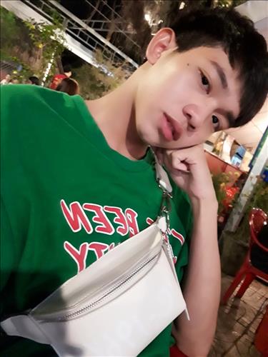 hẹn hò - Hoàng Minh-Gay -Age:19 - Single-TP Hồ Chí Minh-Lover - Best dating website, dating with vietnamese person, finding girlfriend, boyfriend.