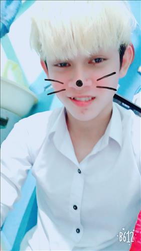 hẹn hò - An Trinh-Gay -Age:19 - Single-Kiên Giang-Lover - Best dating website, dating with vietnamese person, finding girlfriend, boyfriend.