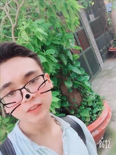 hẹn hò - Việt Tũn-Gay -Age:18 - Single-TP Hồ Chí Minh-Lover - Best dating website, dating with vietnamese person, finding girlfriend, boyfriend.