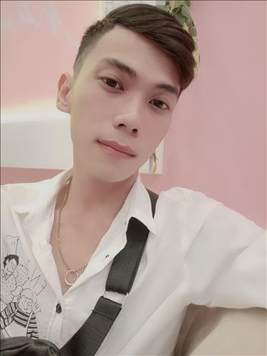 hẹn hò - Huỳnh chí hào-Gay -Age:25 - Single--Lover - Best dating website, dating with vietnamese person, finding girlfriend, boyfriend.