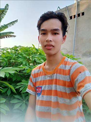 hẹn hò - Lanh tran-Gay -Age:20 - Single-TP Hồ Chí Minh-Lover - Best dating website, dating with vietnamese person, finding girlfriend, boyfriend.