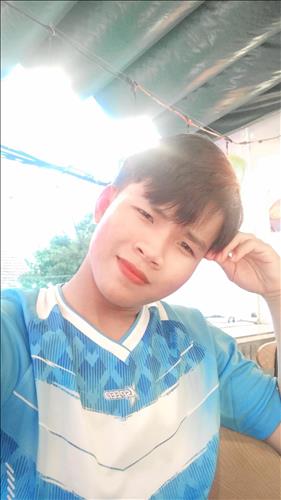 hẹn hò - Nguyễn Hữu Hiệp -Gay -Age:18 - Single-Quảng Nam-Lover - Best dating website, dating with vietnamese person, finding girlfriend, boyfriend.
