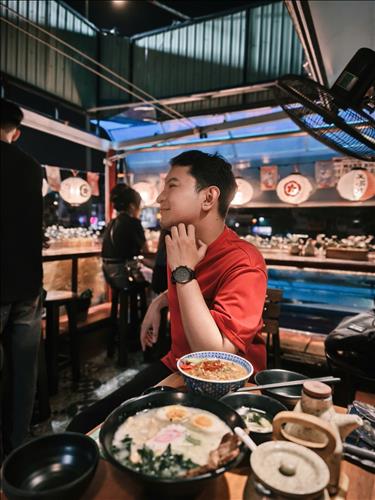 hẹn hò - Nguyễn Bình-Gay -Tuổi:33 - Độc thân-TP Hồ Chí Minh-Tìm bạn bè mới