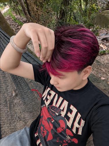 hẹn hò - Hoàng Long-Gay -Tuổi:19 - Độc thân-Bình Dương-Người yêu lâu dài