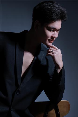 hẹn hò - Tran Avla-Gay -Tuổi:20 - Độc thân-TP Hồ Chí Minh-Người yêu lâu dài