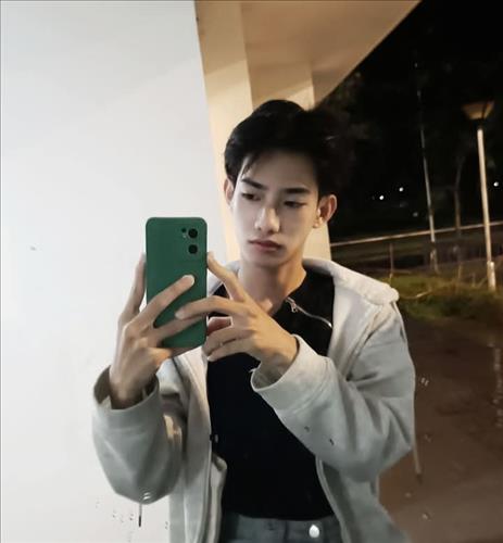 hẹn hò - Văn-Gay -Tuổi:18 - Độc thân-TP Hồ Chí Minh-Người yêu lâu dài