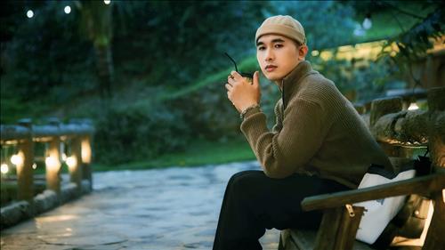 Tìm lớn tuổi quen