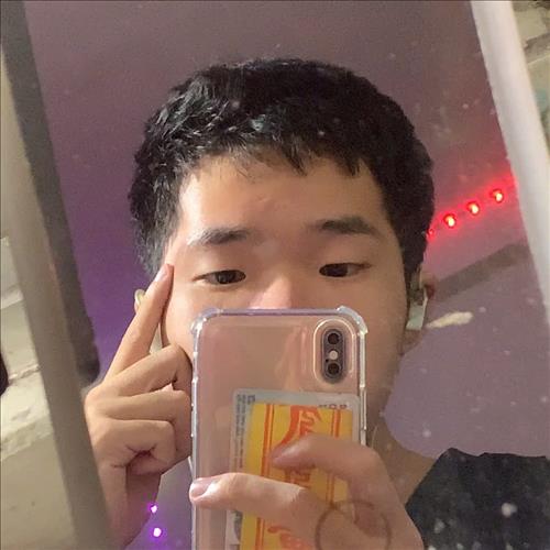 hẹn hò - huy đinh-Gay -Tuổi:20 - Độc thân-Hà Nội-Tìm bạn tâm sự