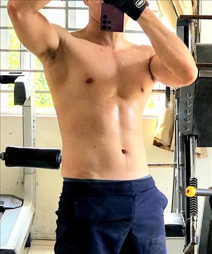 hẹn hò - Sam Nguyen-Gay -Tuổi:32 - Độc thân-Hà Nội-Tìm bạn tâm sự