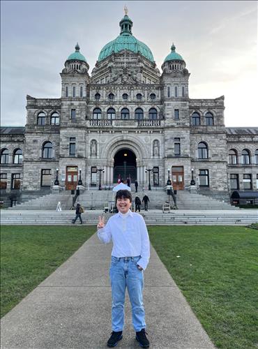 hẹn hò - Hai Linh Nguyen-Les -Tuổi:29 - Độc thân--Người yêu lâu dài