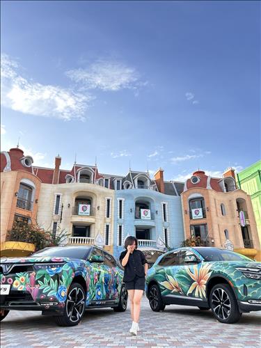 Khoảng không giữa trời